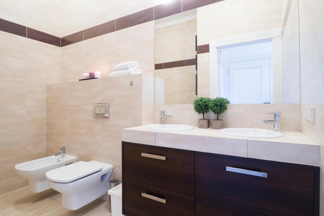 Golden Market Square - 3Rooms, 90M2 Of Comfort & Quiet - As Home Apartamenty R502 Breslavia Esterno foto