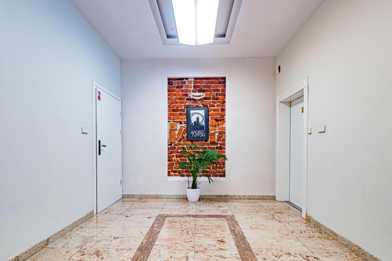 Golden Market Square - 3Rooms, 90M2 Of Comfort & Quiet - As Home Apartamenty R502 Breslavia Esterno foto